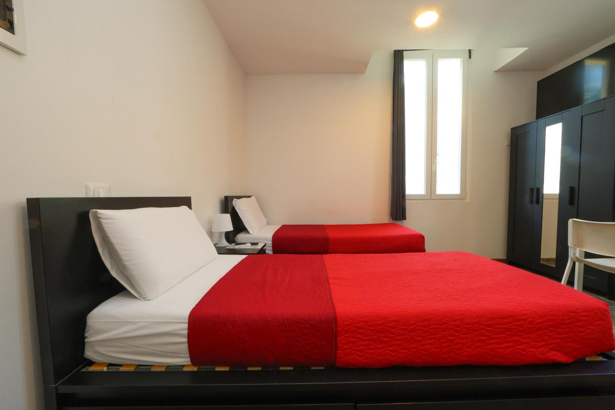 Del Centro Apartahotel *